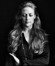 Book an Appointment with Mary Deminie for Acupuncture