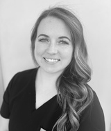 Book an Appointment with Dr. Sarah Novotny at Hamburg