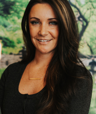 Book an Appointment with Ariel Donofrio for Acupuncture