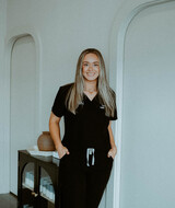 Book an Appointment with Dani Clark at Main Medical Aesthetics- Monroe