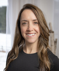 Book an Appointment with Sarah Searles for Acupuncture