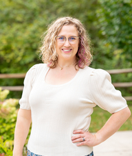 Book an Appointment with Dr. Lauren Brown for Chiropractic