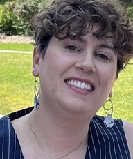 Book an Appointment with Lexa Nazelrod for Chair Massage