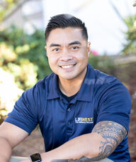 Book an Appointment with Kiponi Holani for Chiropractic