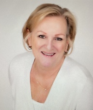 Book an Appointment with Sandra Gattasso for Medical Aesthetics
