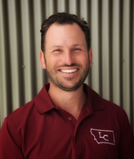 Book an Appointment with Dr. Austin Davis for Chiropractic