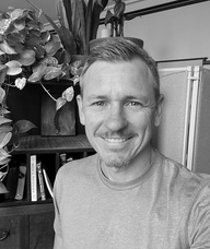 Book an Appointment with Dr. Justin Ohm for Chiropractic